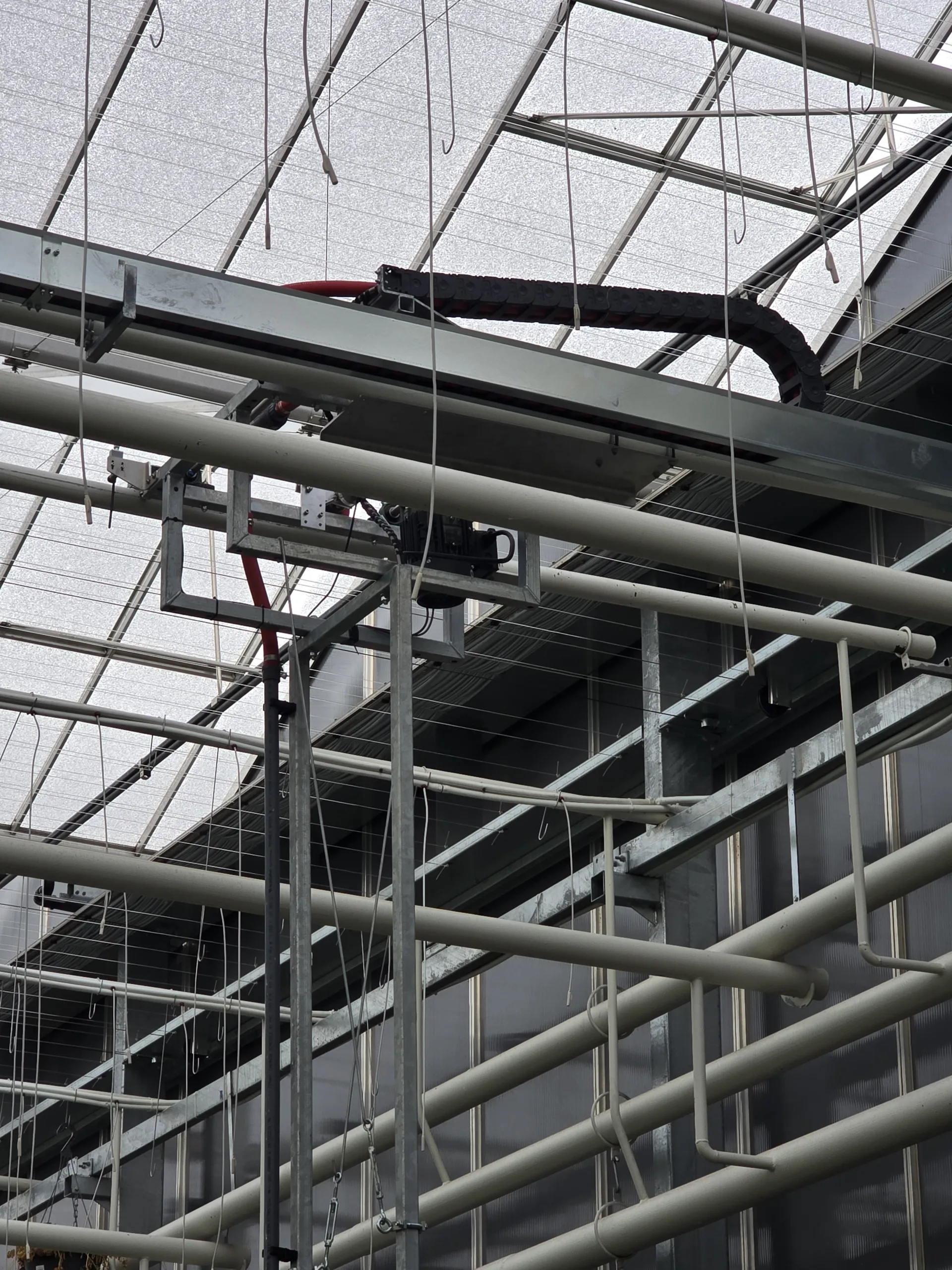 E-Chain Hose Management