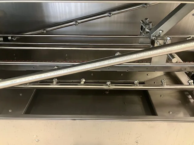 M8 Limex crate and tray washer